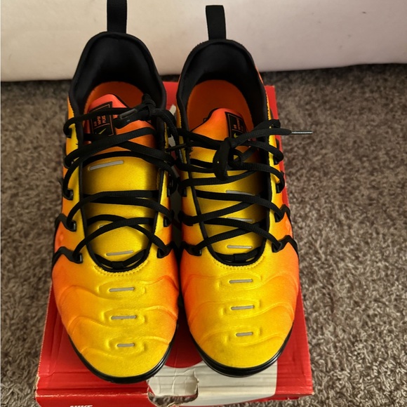 Nike Vapormax Plus “Sunset” - Picture 2 of 6